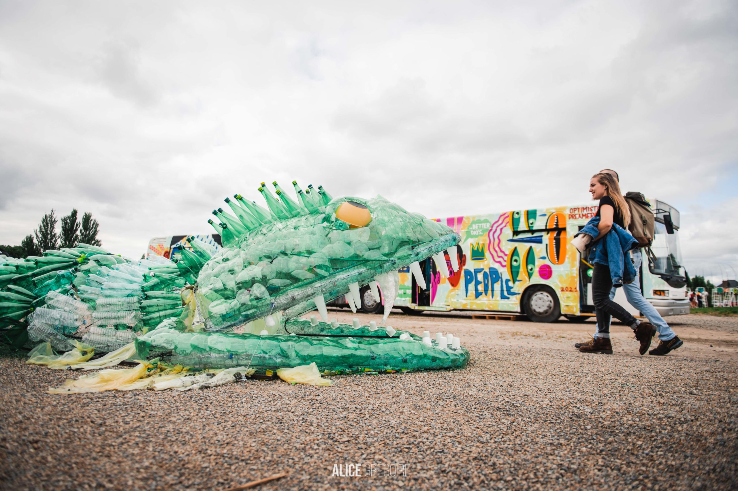 Installation & Stand d’information Greenpeace – 50 shades of green