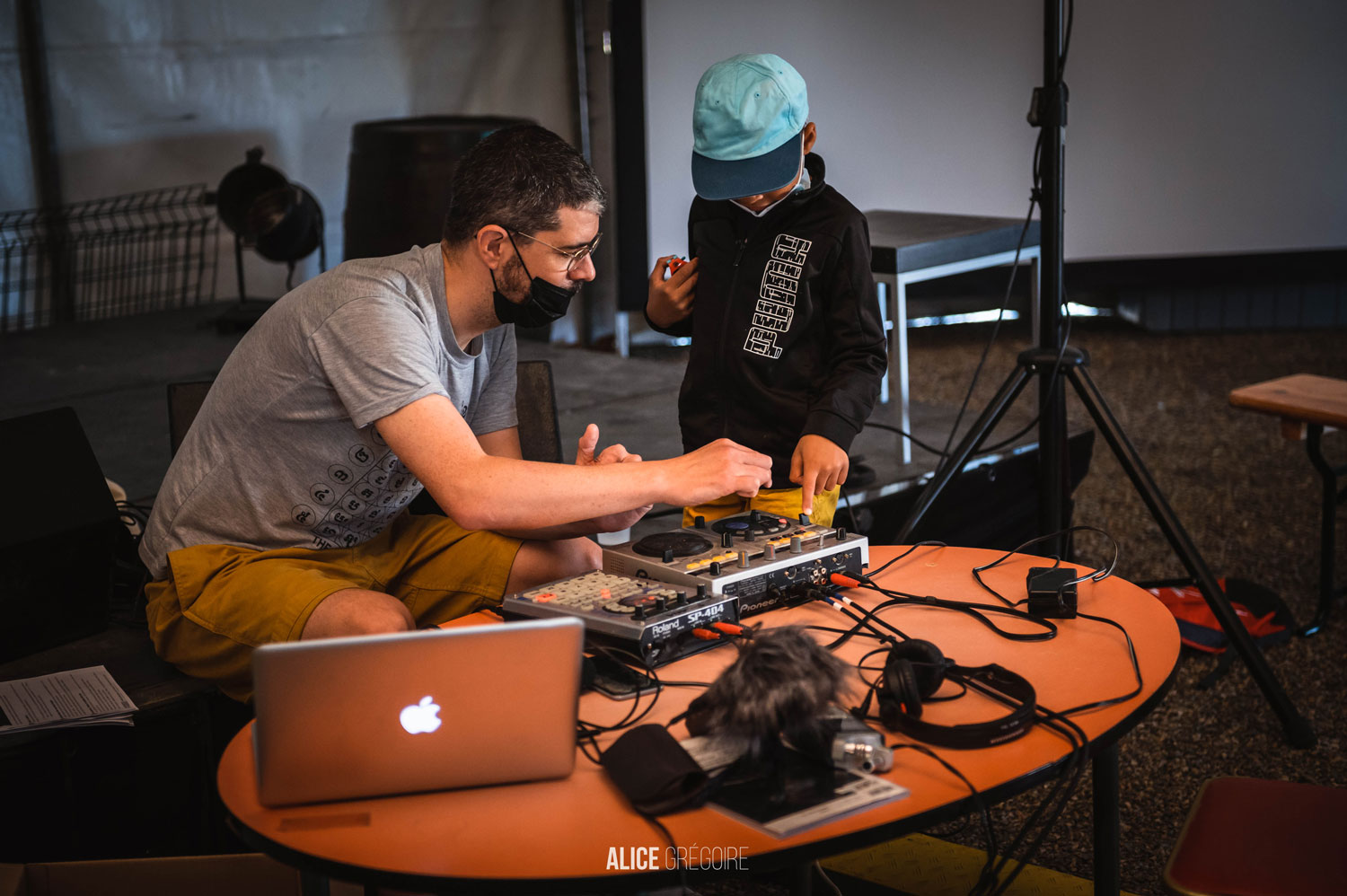 «Écouter la ville», une expérimentation autour des ambiances sonores de Transfert